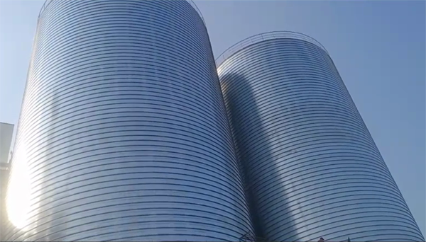 芝罘2座混凝土高架卷板仓